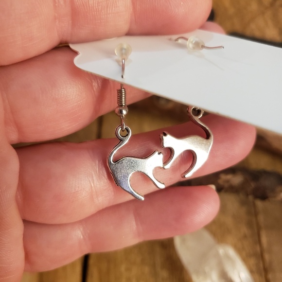 Cat earrings Spooky Kitty Silver Halloween earrings Wiccan Witch Samhain Jewelry - Picture 8 of 11